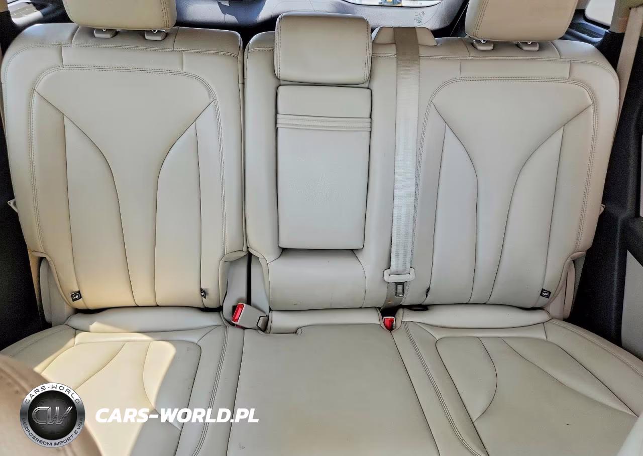 2019 Lincoln Nautilus VIN:2LMPJ6J93KBL47240 - 10