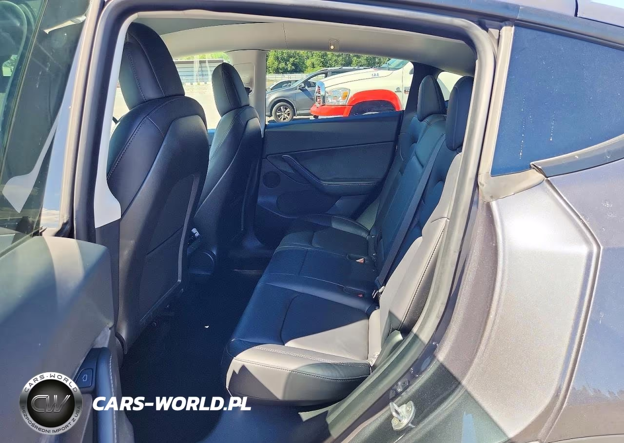 2021 Tesla Model Y VIN:5YJYGDEE3MF229998 - 10