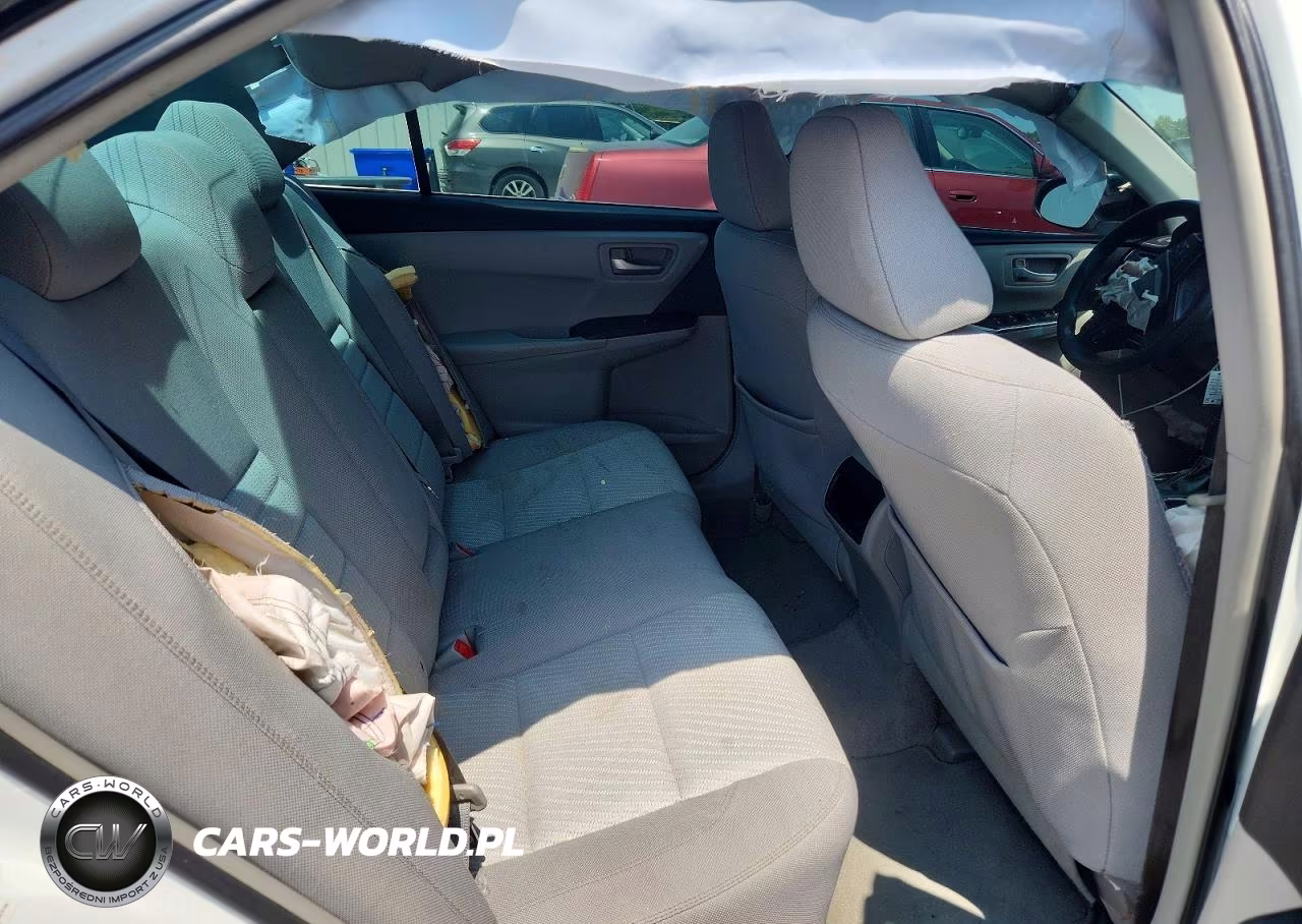 2015 Toyota Camry Le VIN:4T1BF1FKXFU981263 - 10