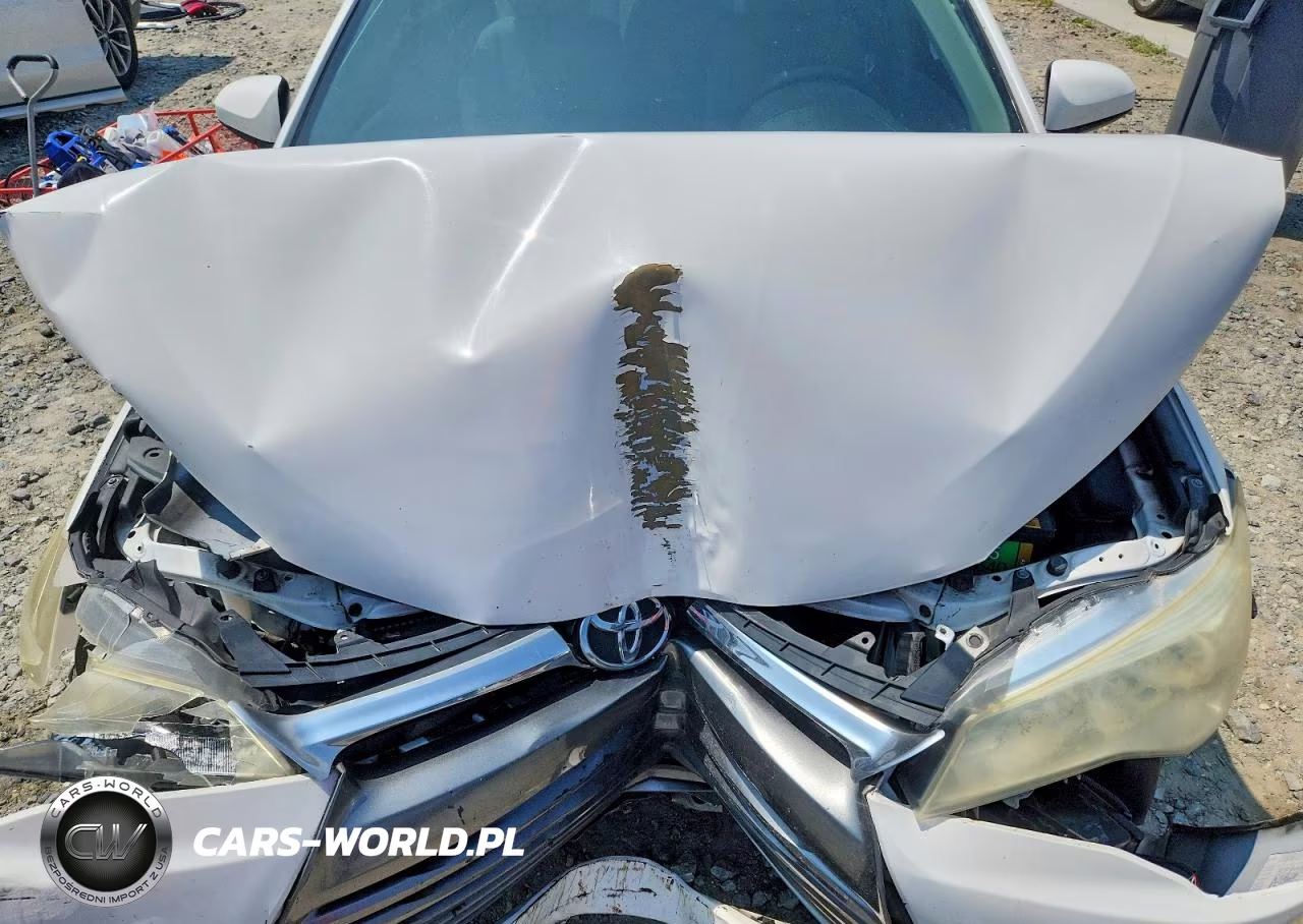2015 Toyota Camry Le VIN:4T1BF1FKXFU981263 - 11