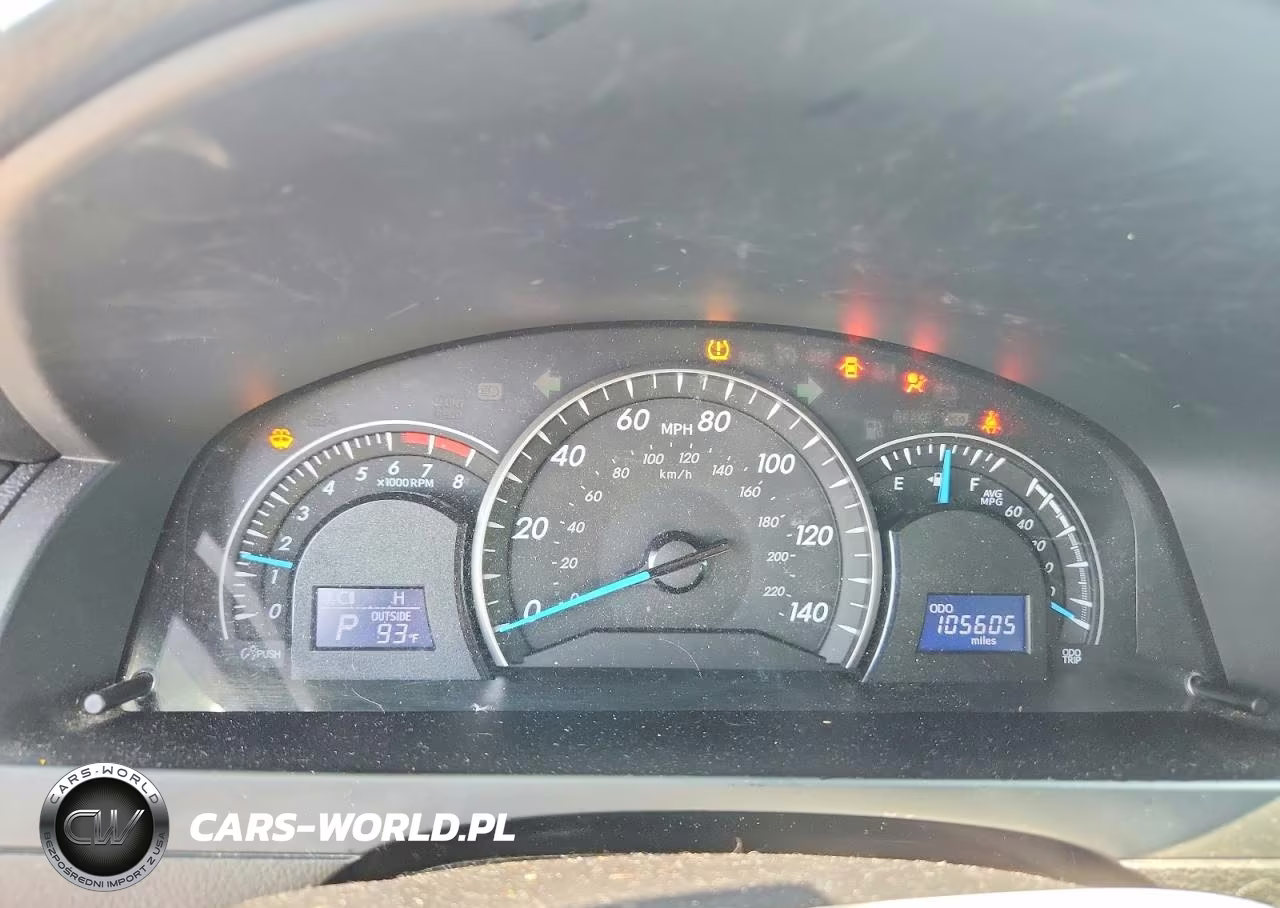 2015 Toyota Camry Le VIN:4T1BF1FKXFU981263 - 9