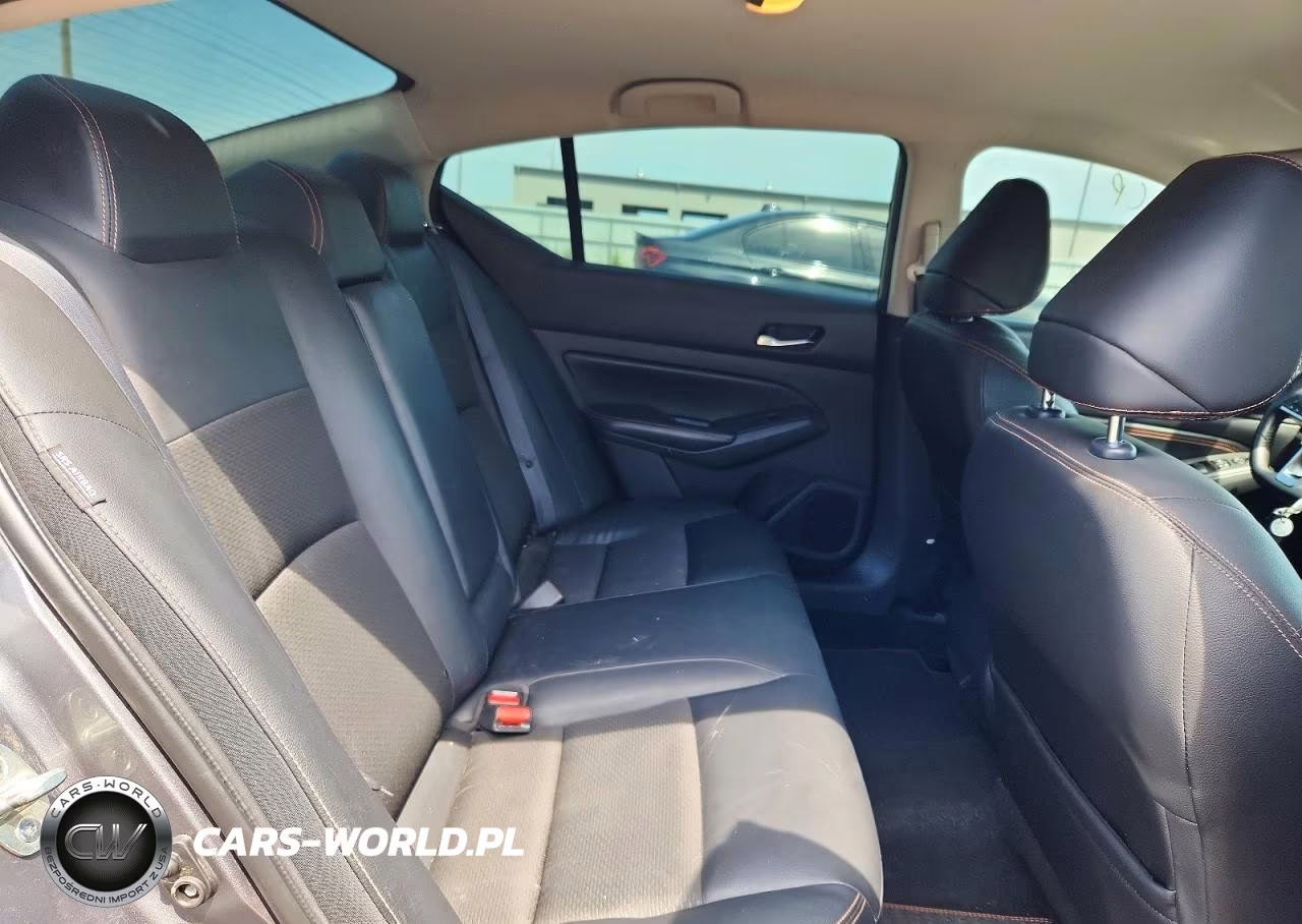 2019 Nissan Altima Sr VIN:1N4BL4CV7KC139807 - 10