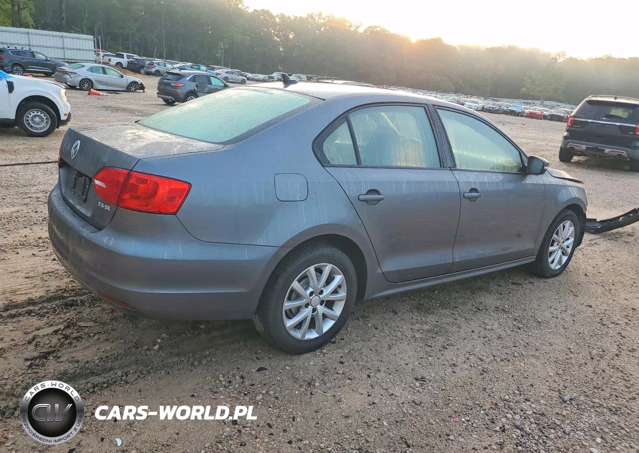 2011 Volkswagen Jetta Se VIN:3VWDX7AJ7BM379332 - 3