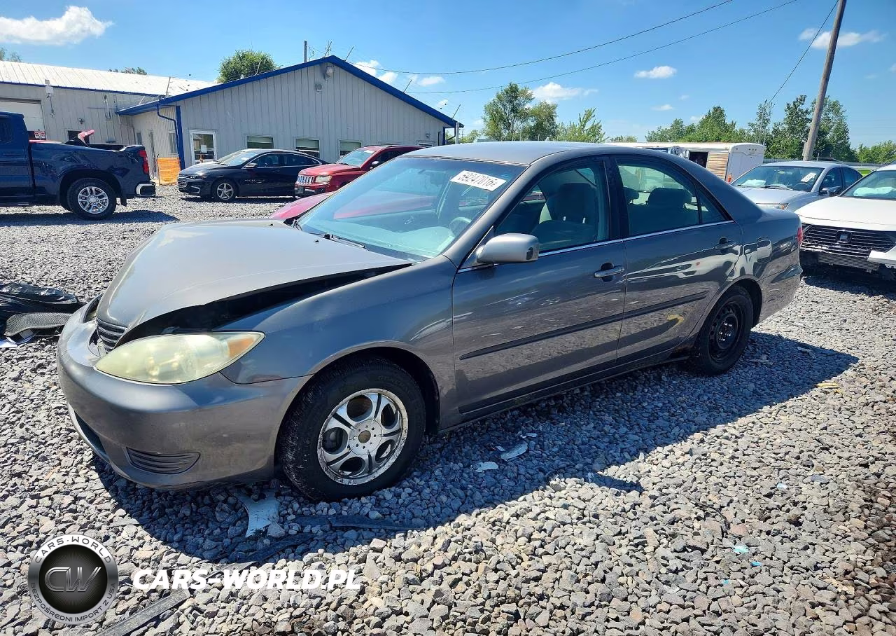 2005 Toyota Camry Le