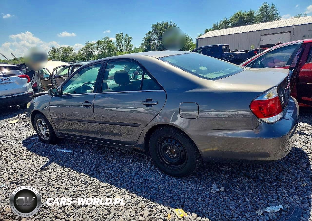 2005 Toyota Camry Le VIN:4T1BE32K85U554439 - 2