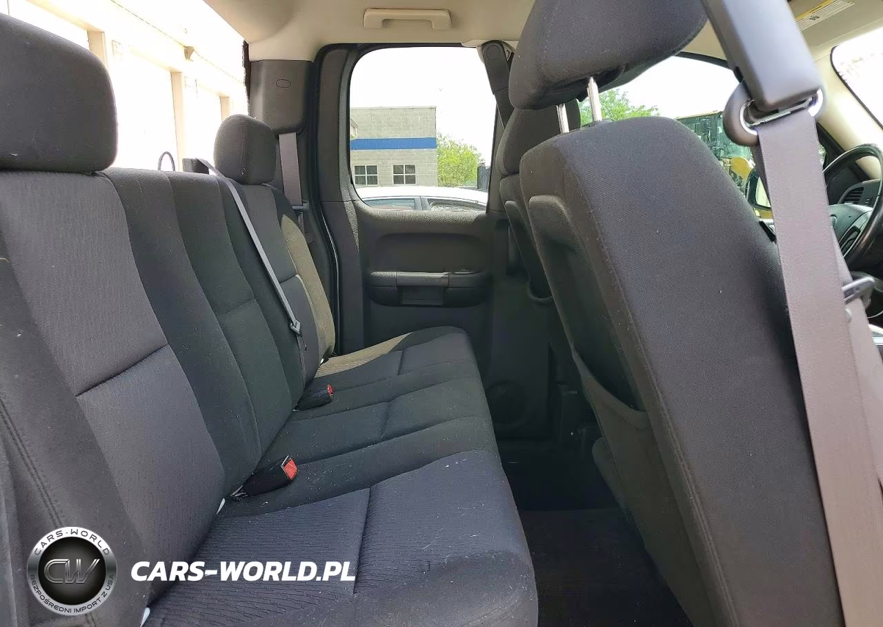 2011 Chevrolet Silverado C1500 Ls VIN:1GCRCREA5BZ183107 - 10