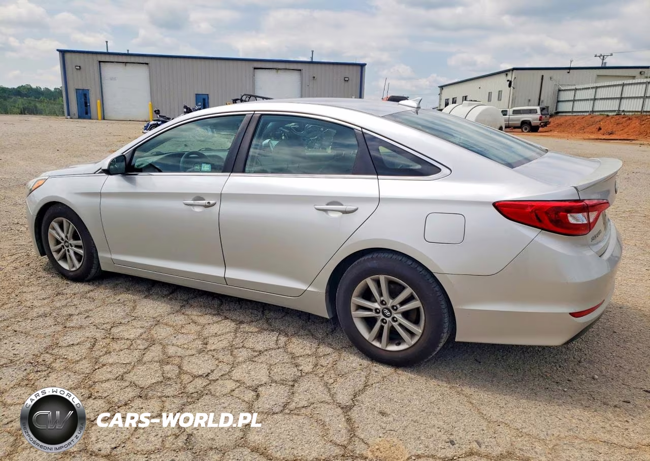 2015 Hyun Sonata VIN:5NPE24AF4FH204371 - 2