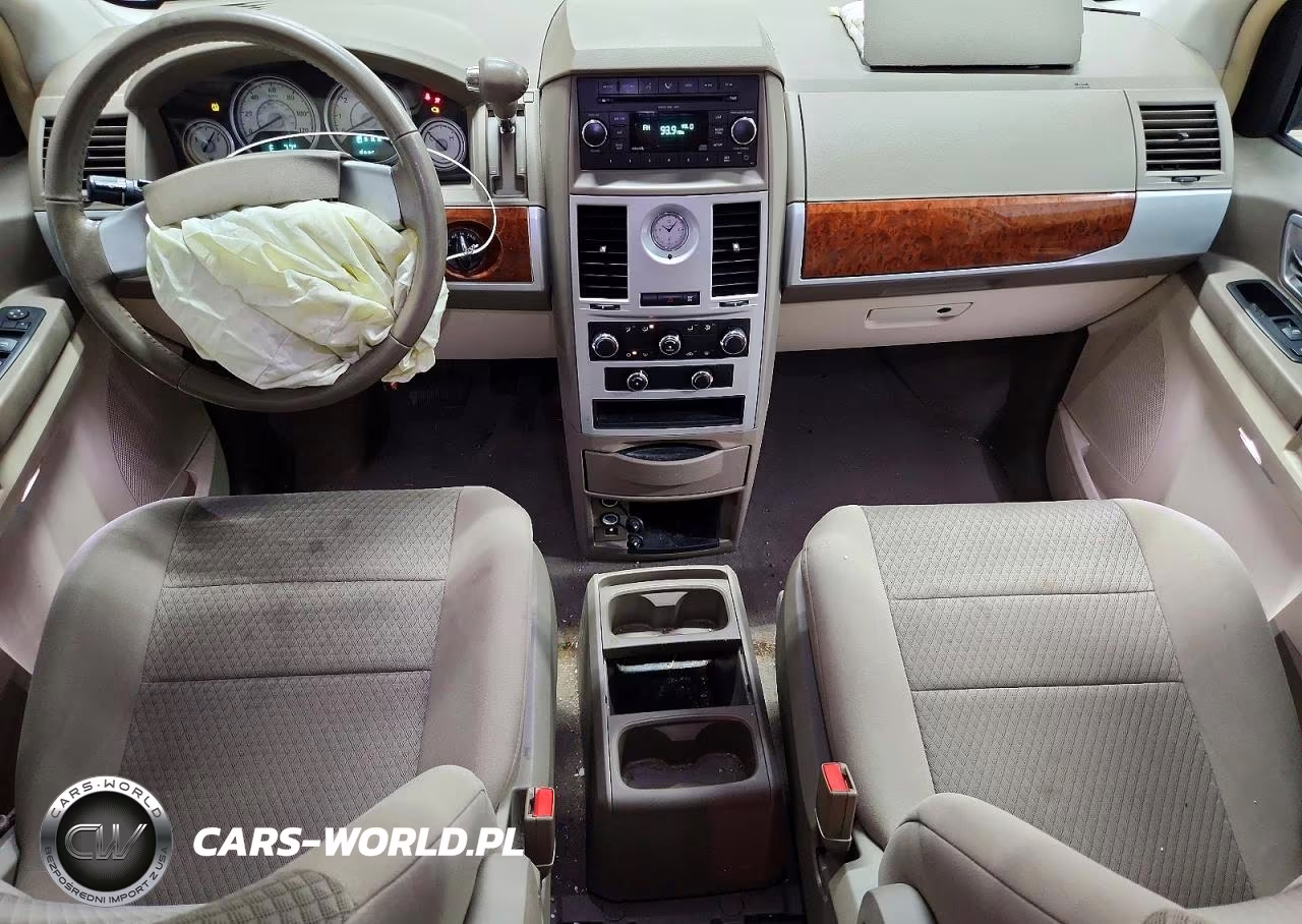2009 Chrysler Town & Country Touring VIN:2A8HR54139R562592 - 8