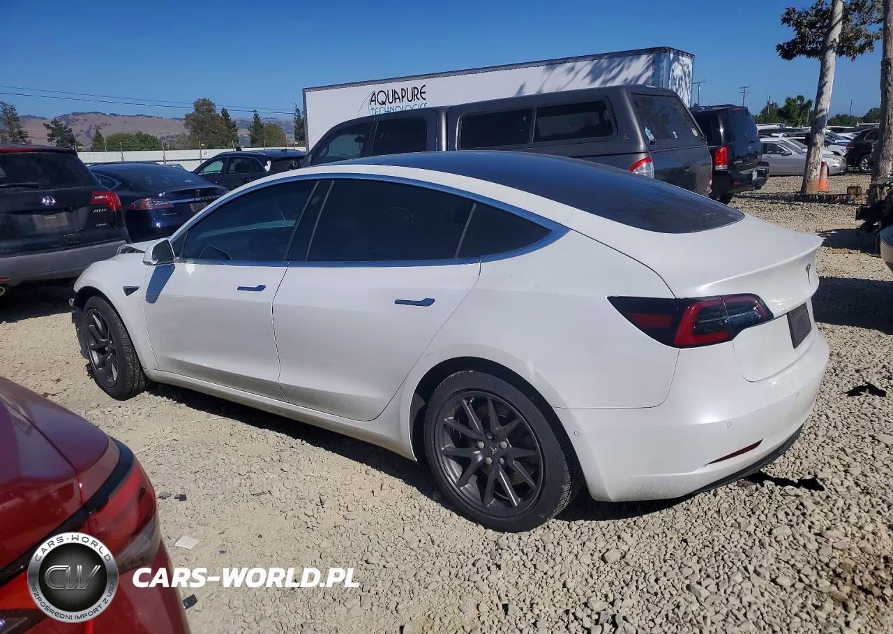 2019 Tesla Model 3 VIN:5YJ3E1EB6KF421577 - 2