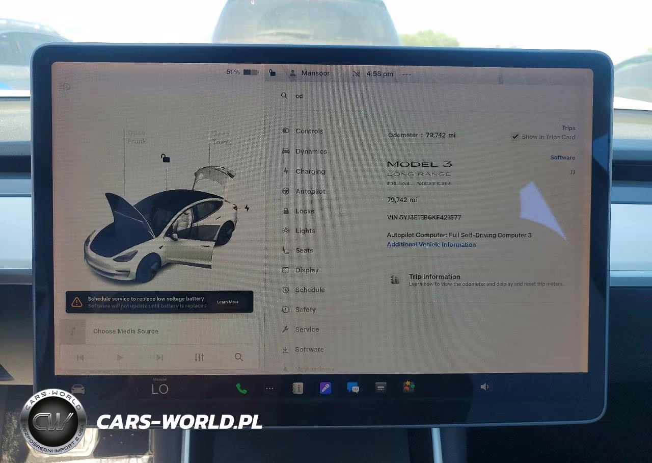 2019 Tesla Model 3 VIN:5YJ3E1EB6KF421577 - 9
