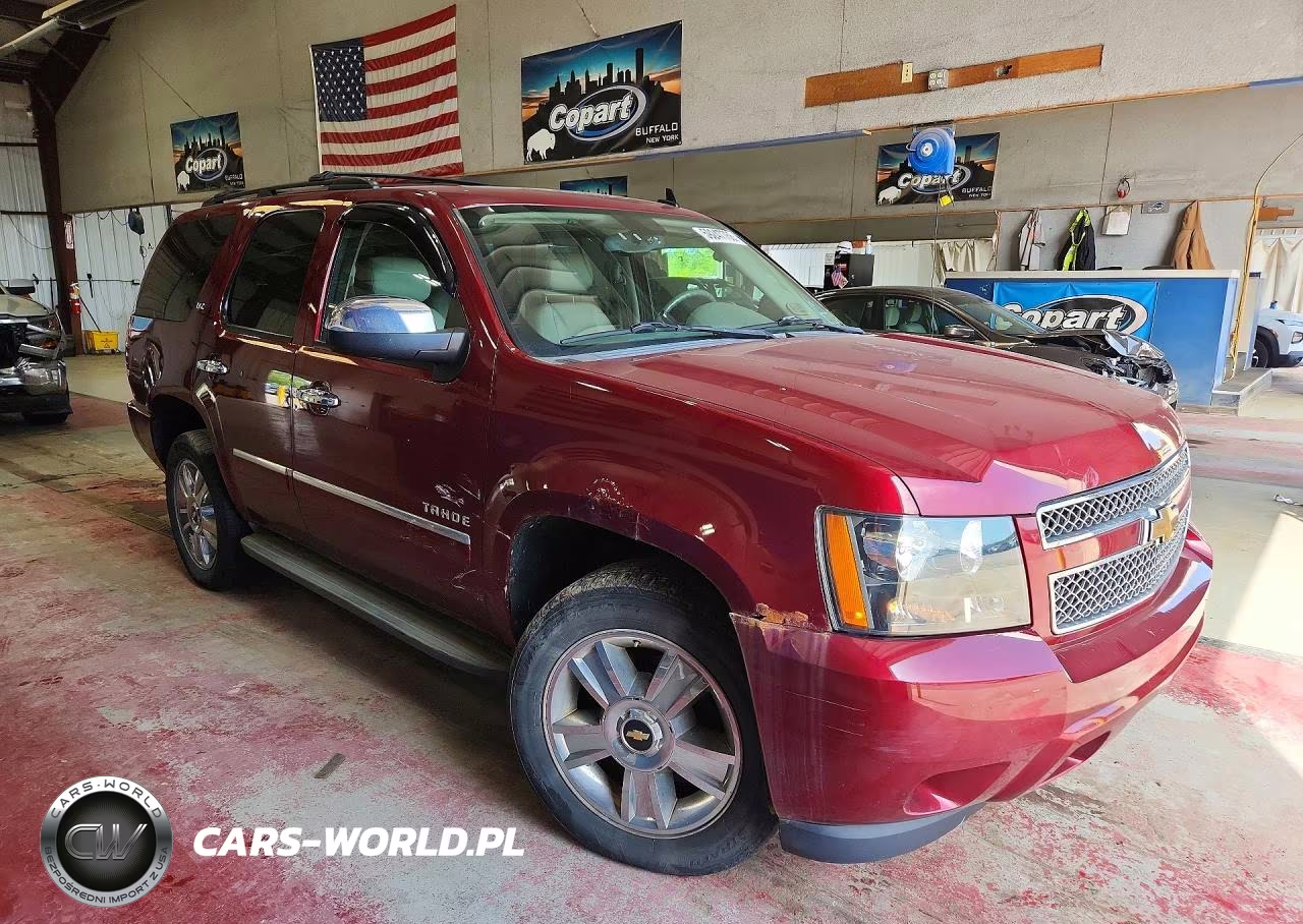 2010 Chevrolet Tahoe K1500 Ltz VIN:1GNUKCE02AR110199 - 4