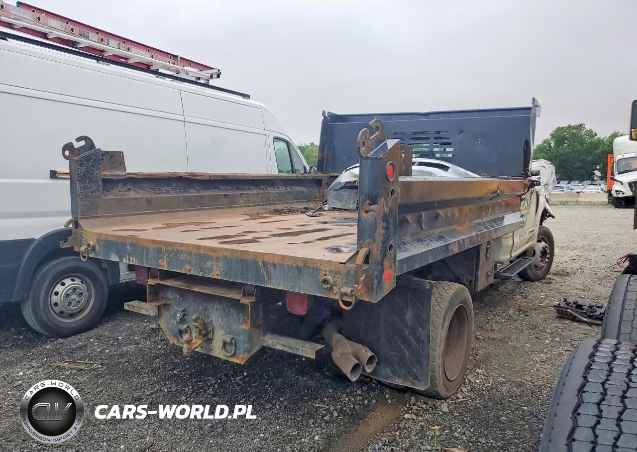 2019 Ford F550 Super Duty VIN:1FDUF5HT3KDA04403 - 3