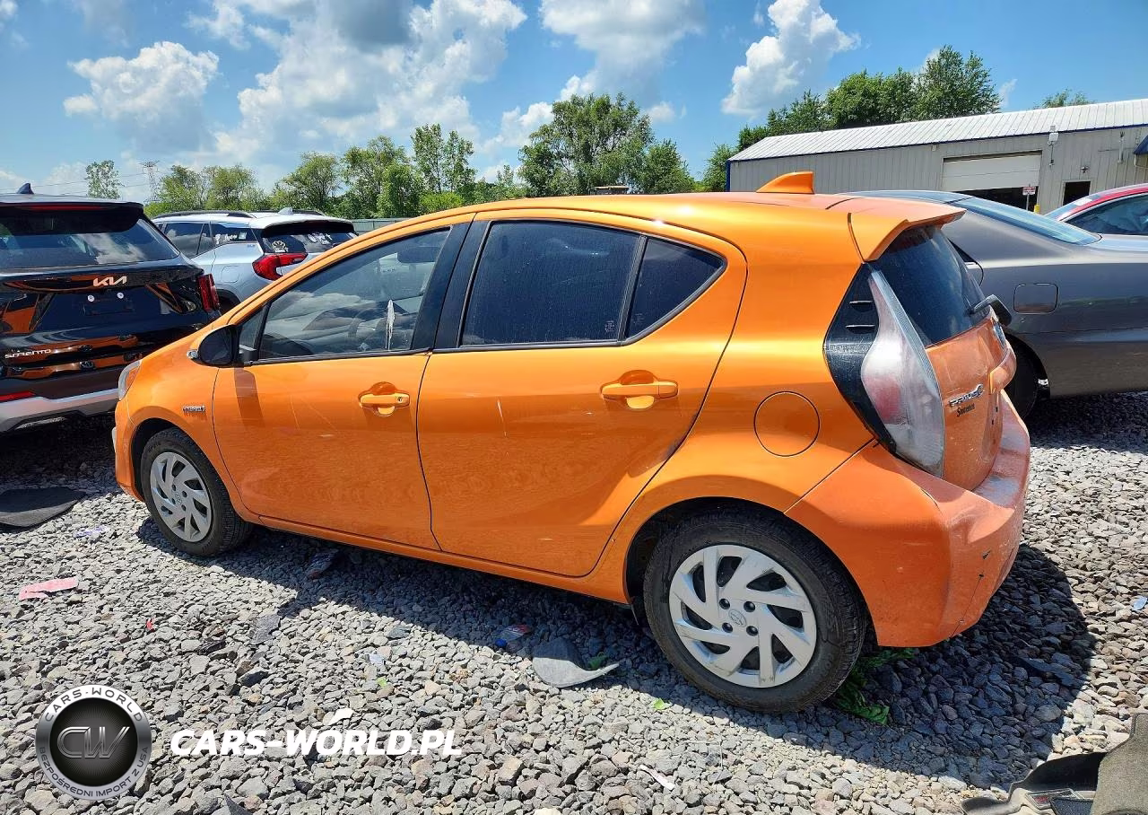 2015 Toyota Prius C One VIN:JTDKDTB35F1099651 - 2