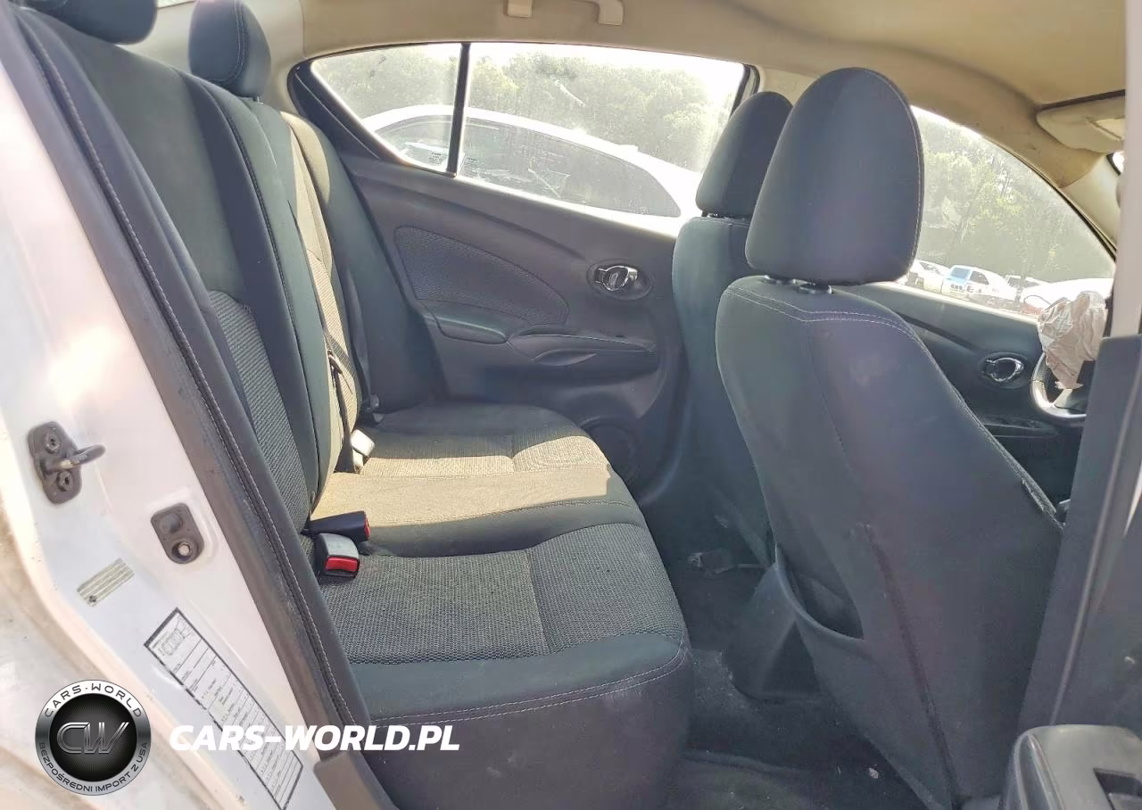 2018 Nissan Versa Sv VIN:3N1CN7AP5JL813649 - 10