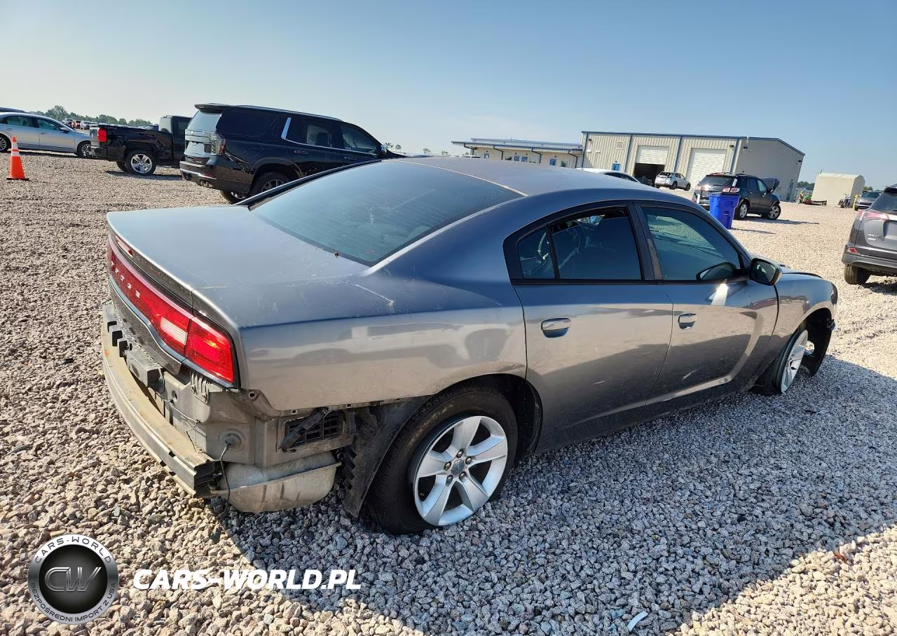 2011 Dodge Charger VIN:2B3CL3CG2BH606107 - 3