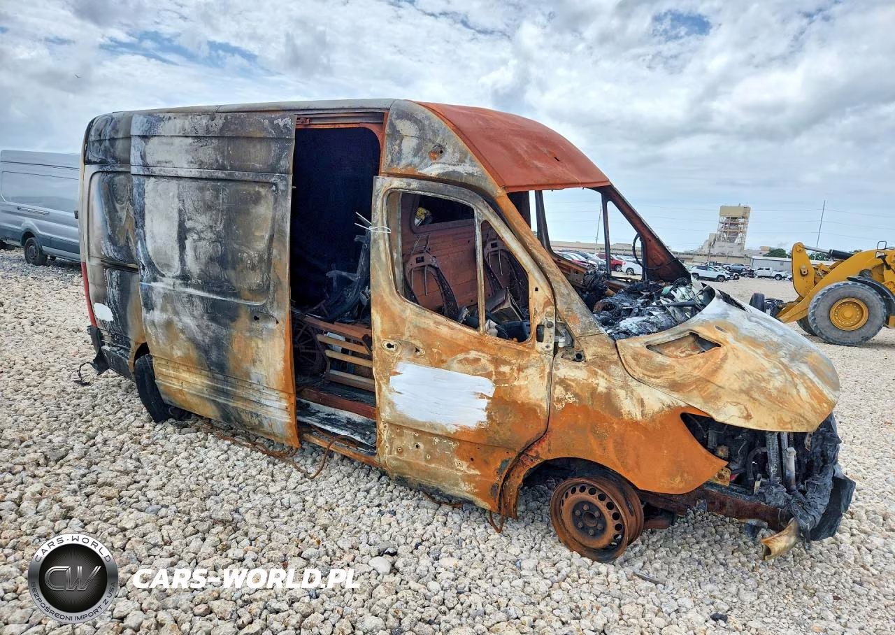 2021 Mercedes-Benz Sprinter 2500 VIN:W1Y4DBHY6MT078827 - 4