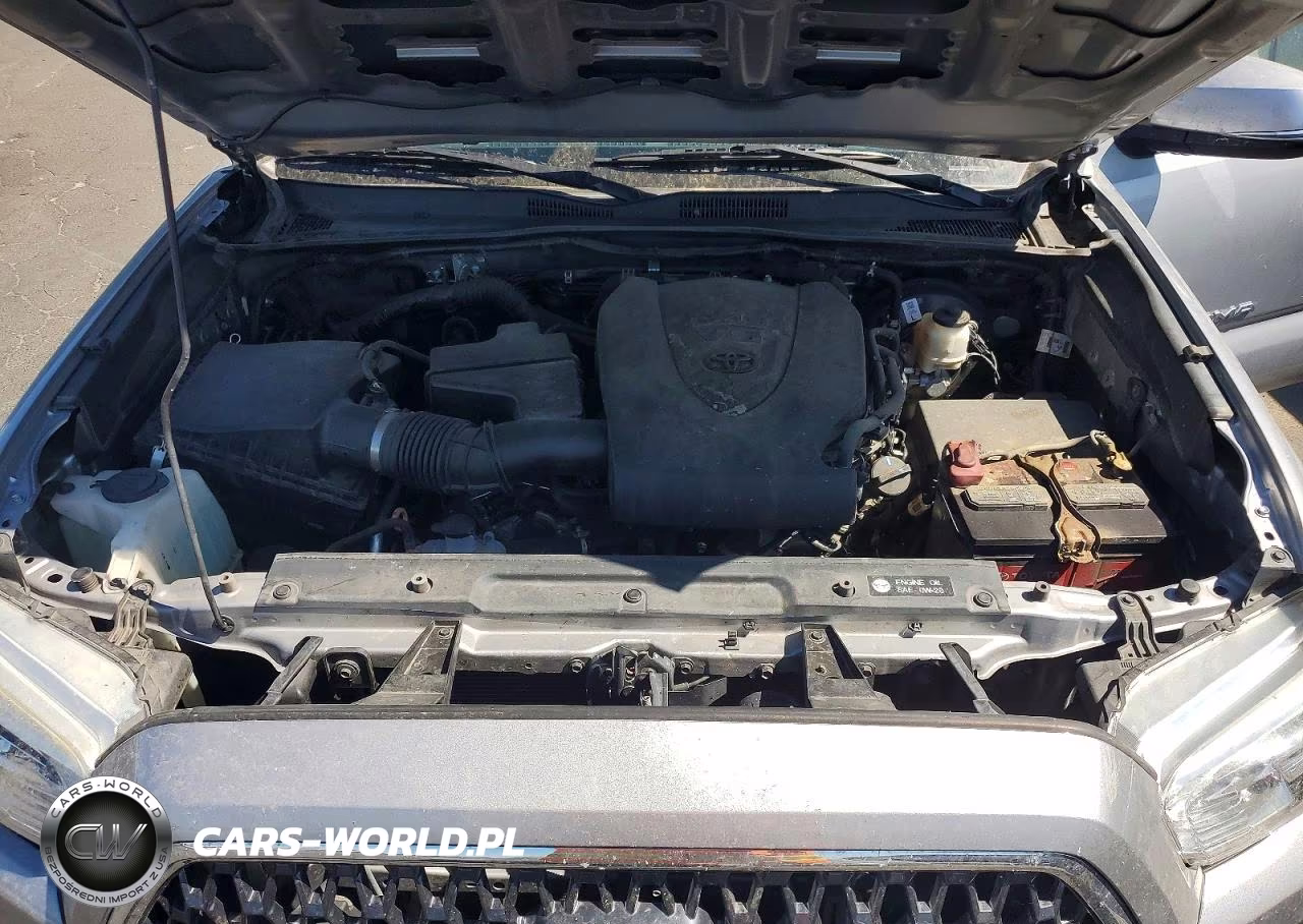 2018 Toyota Tacoma Trd Sport VIN:3TMCZ5AN1JM132712 - 11