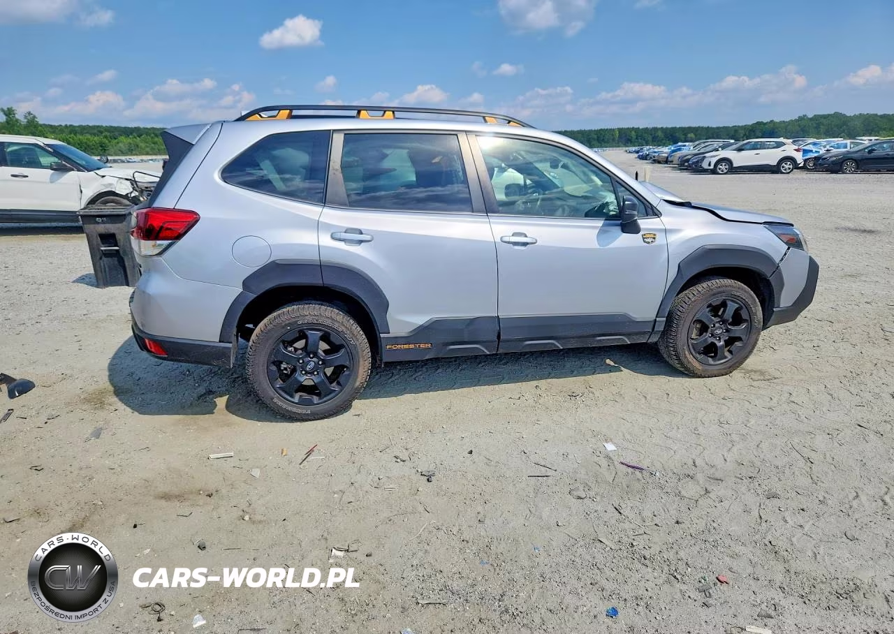2023 Subaru Forester Wilderness VIN:JF2SKAMCXPH515663 - 3