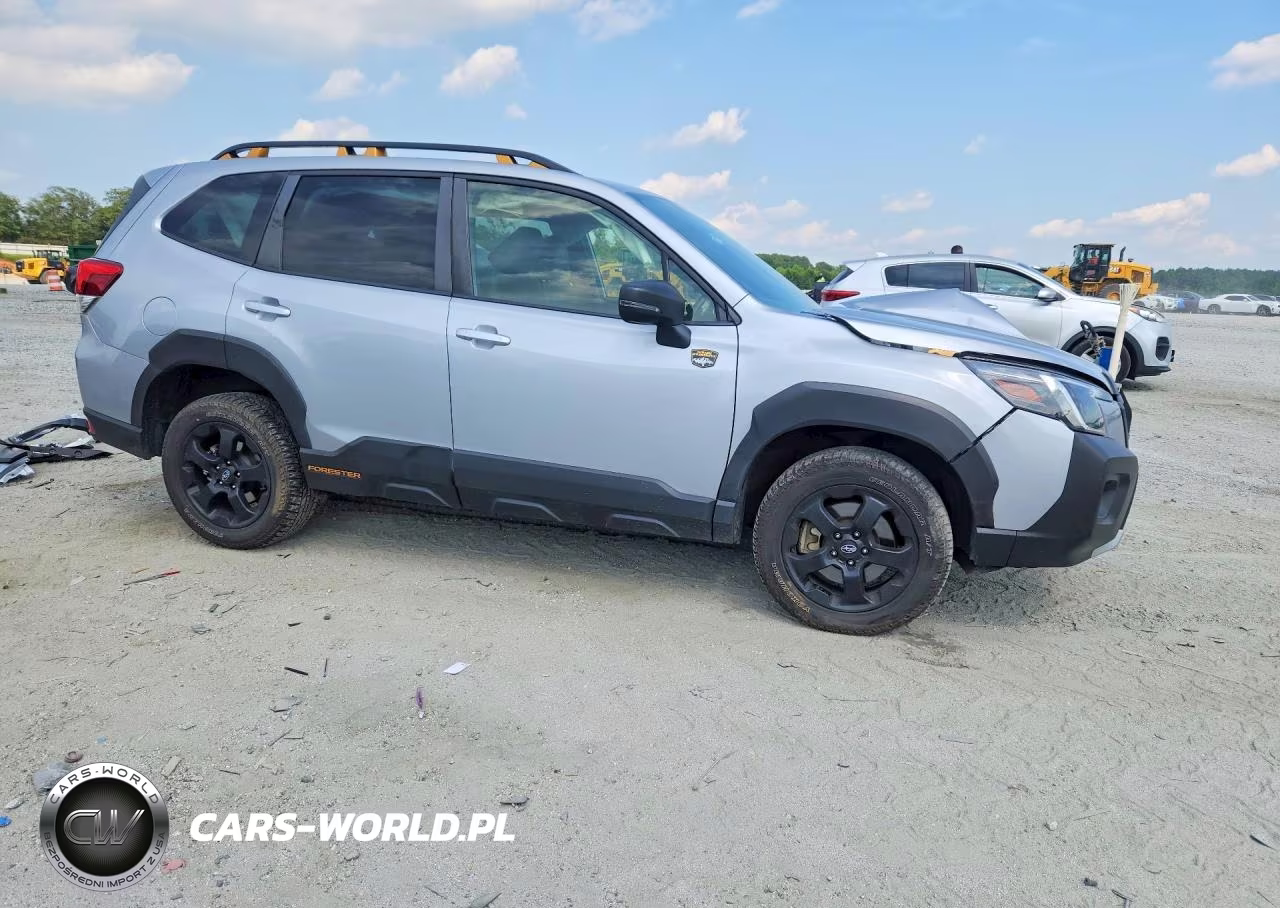 2023 Subaru Forester Wilderness VIN:JF2SKAMCXPH515663 - 4