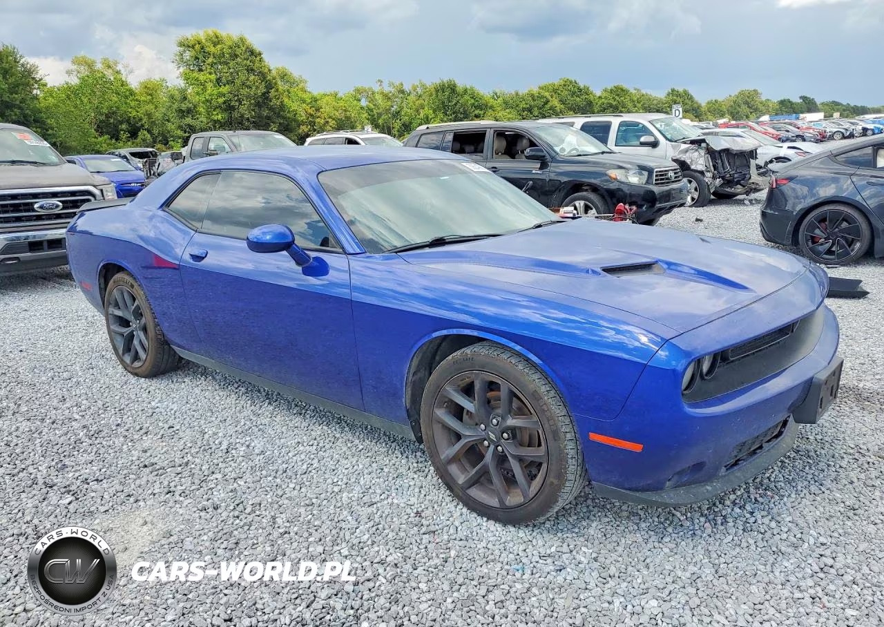 2020 Dodge Challenger Sxt VIN:2C3CDZAG8LH132655 - 4