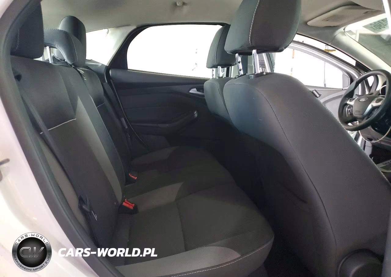 2013 Ford Focus Se VIN:1FADP3K20DL259711 - 10