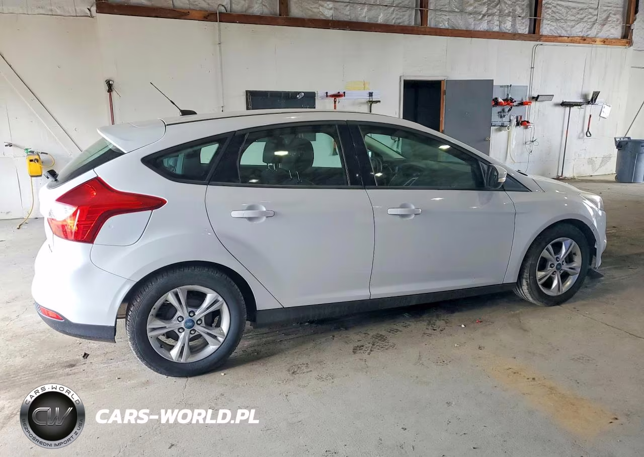 2013 Ford Focus Se VIN:1FADP3K20DL259711 - 3