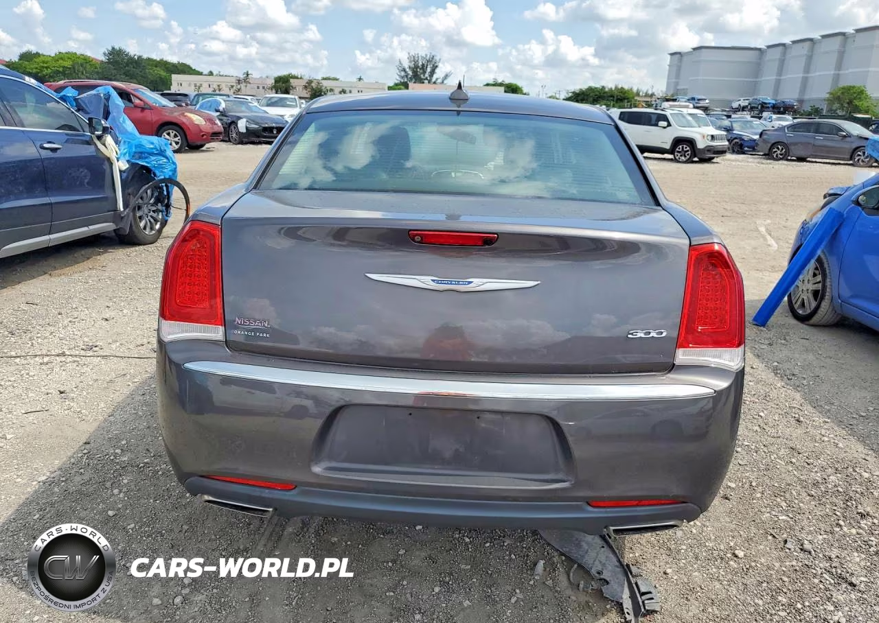 2020 Chrysler 300 Limited VIN:2C3CCAEG4LH102809 - 6