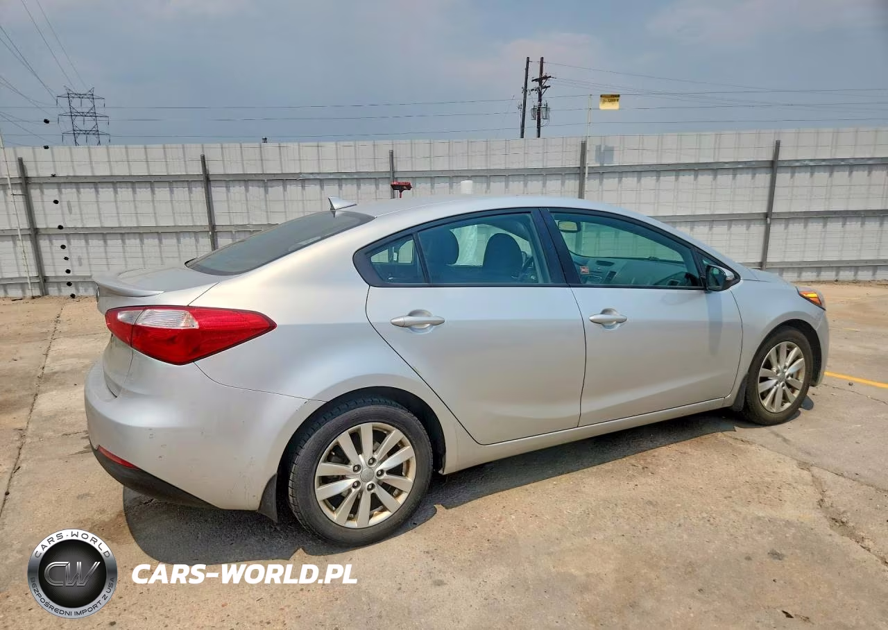 2015 Kia Forte Lx VIN:KNAFX4A6XF5283161 - 3