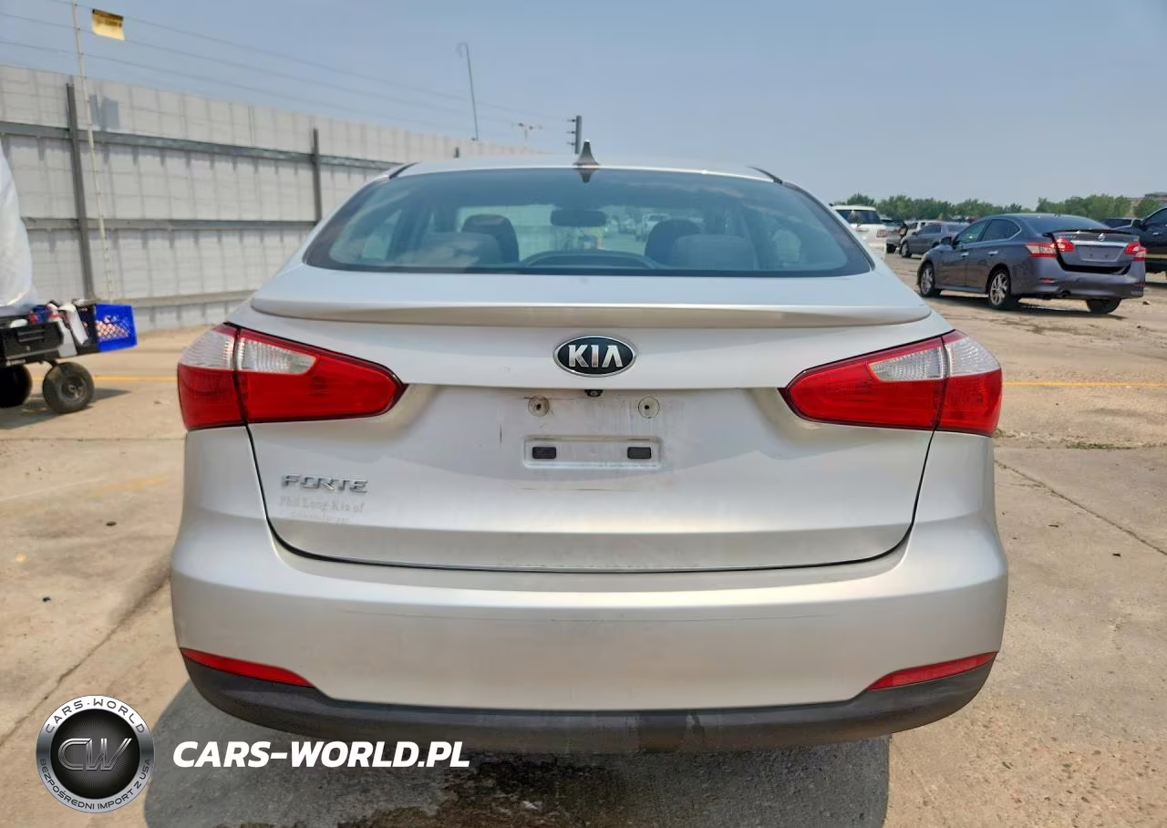 2015 Kia Forte Lx VIN:KNAFX4A6XF5283161 - 6
