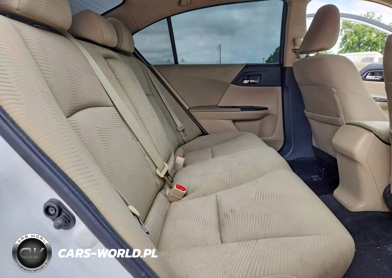 2016 Honda Accord VIN:1HGCR2F31GA123148 - 10