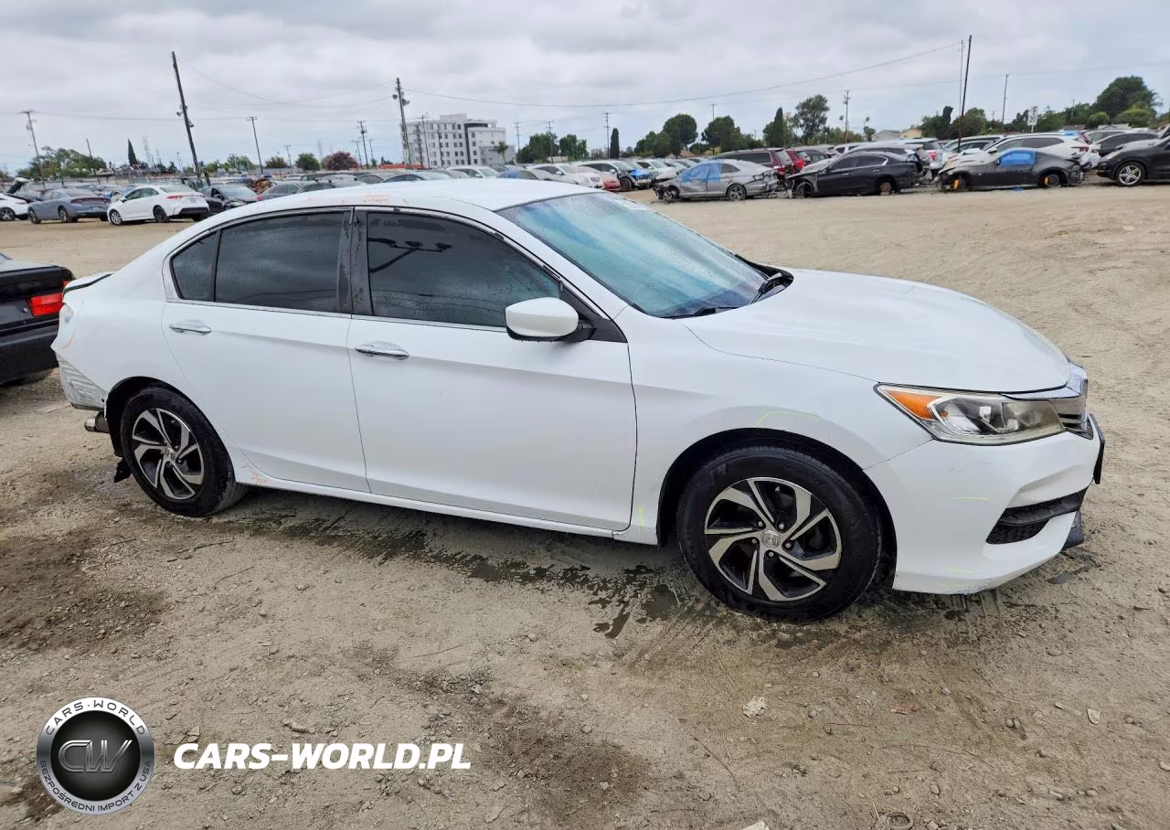 2016 Honda Accord VIN:1HGCR2F31GA123148 - 4