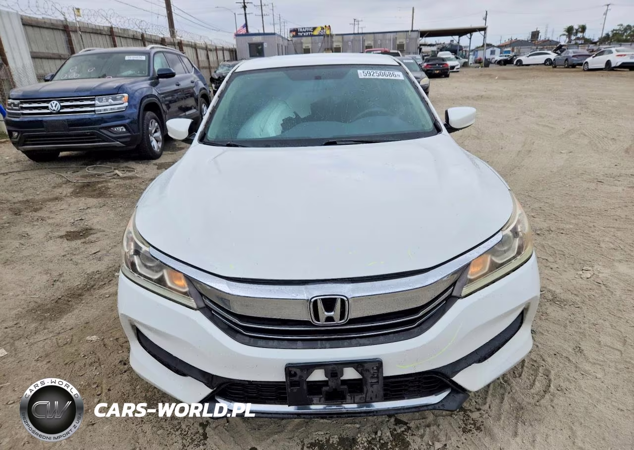 2016 Honda Accord VIN:1HGCR2F31GA123148 - 5