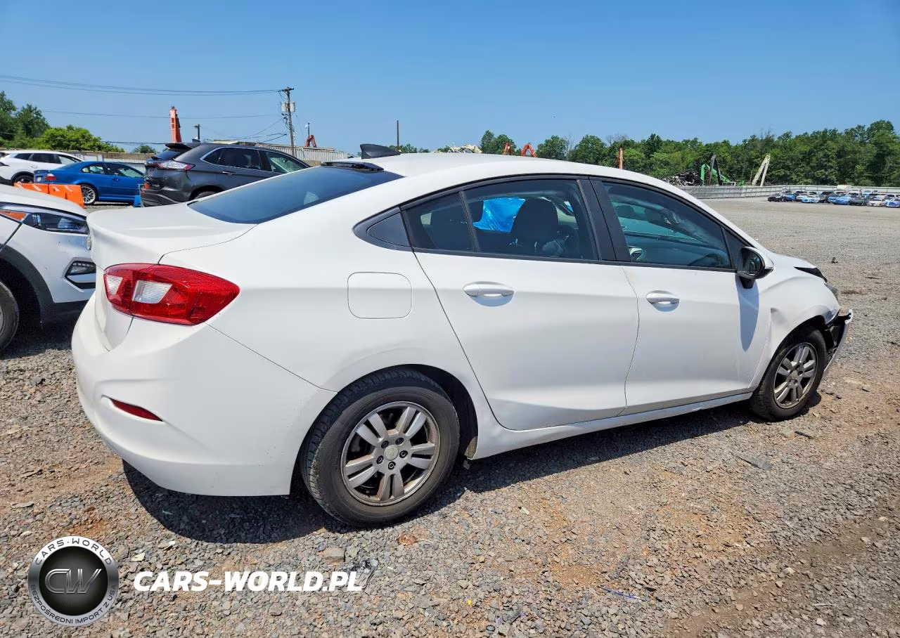 2016 Chevrolet Cruze Ls VIN:1G1BC5SM1G7236180 - 3