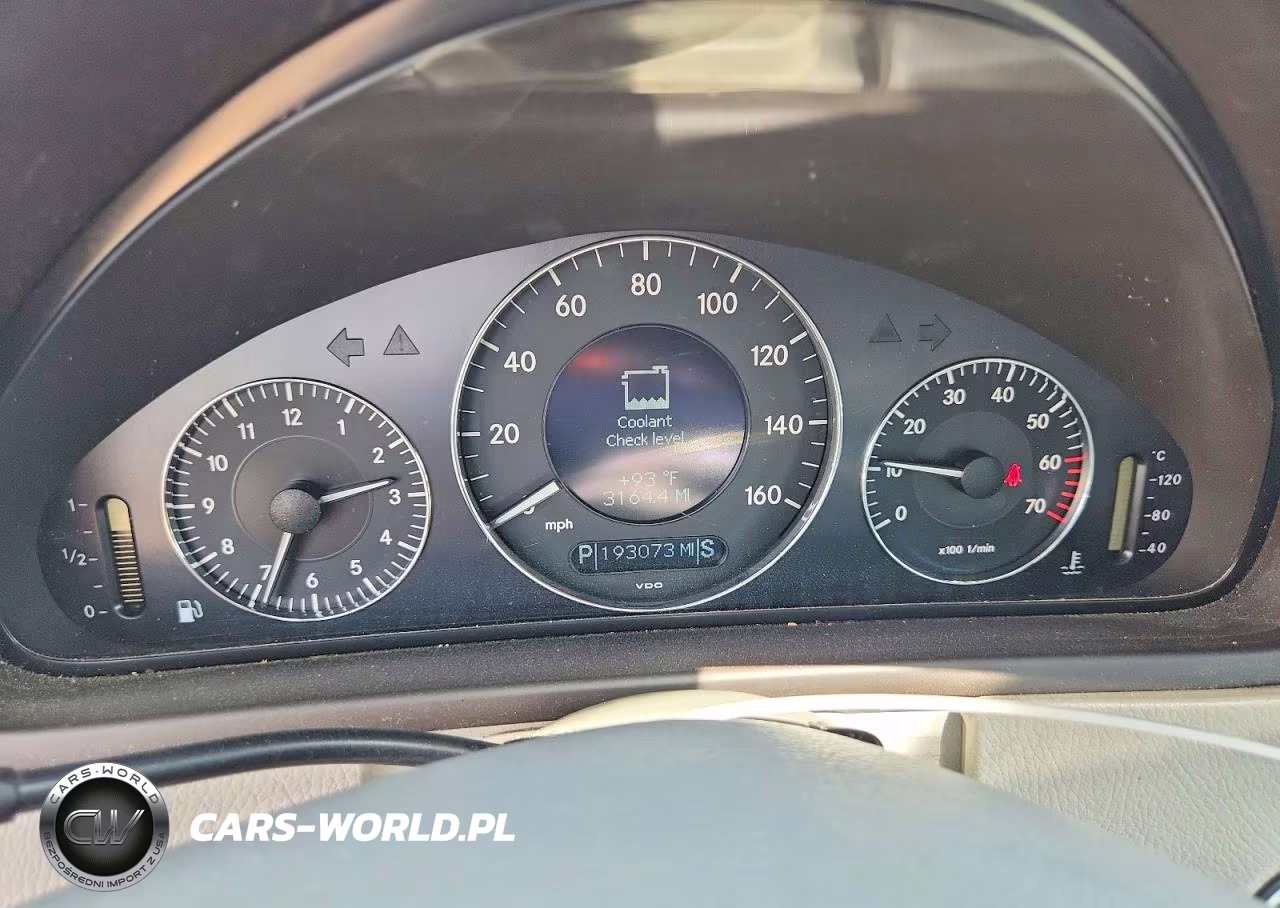 2003 Mercedes-Benz Clk 500 VIN:WDBTJ75J53F041082 - 9