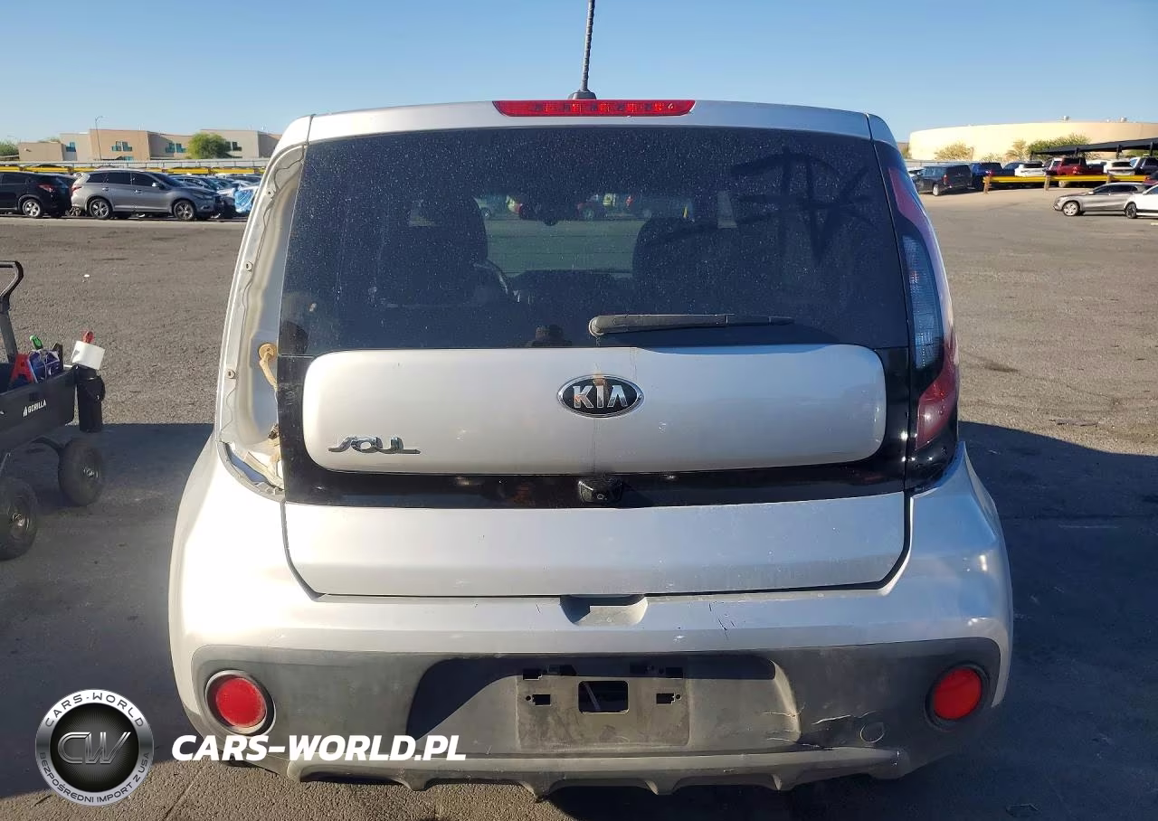 2019 Kia Soul 4D VIN:KNDJN2A20K7649552 - 6