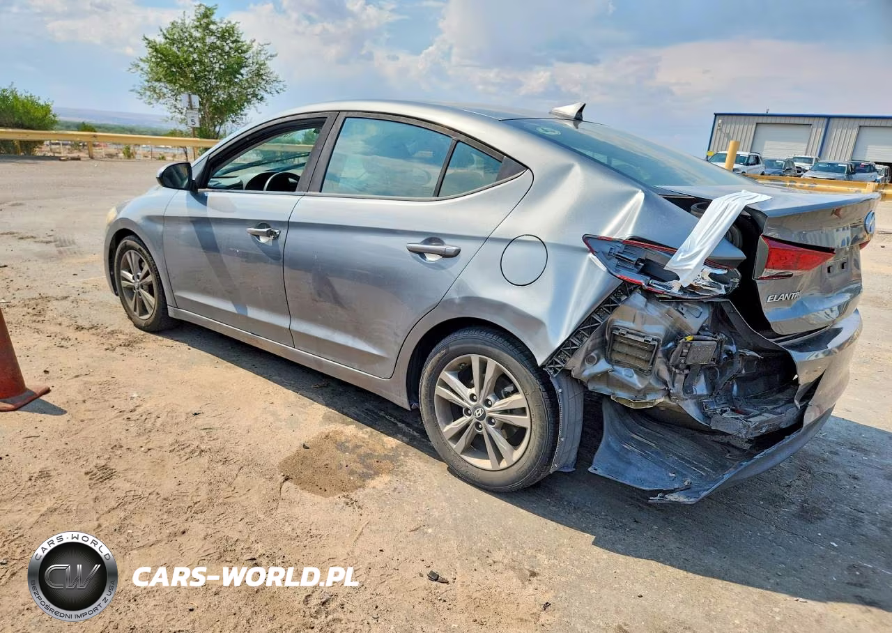 2018 Hyundai Elantra Sel VIN:KMHD84LF9JU636360 - 2
