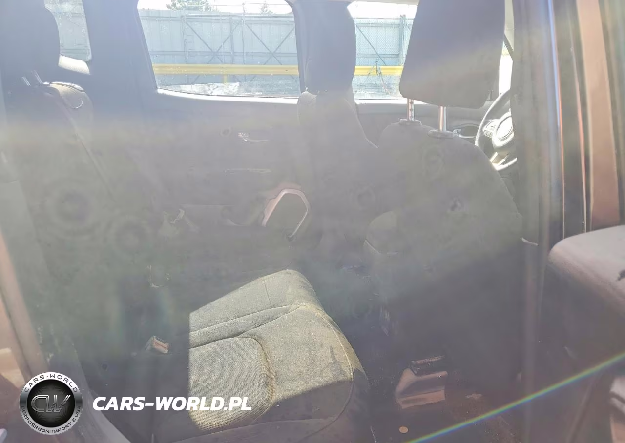 2018 Jeep Renegade Sport VIN:ZACCJBAB8JPH18414 - 10