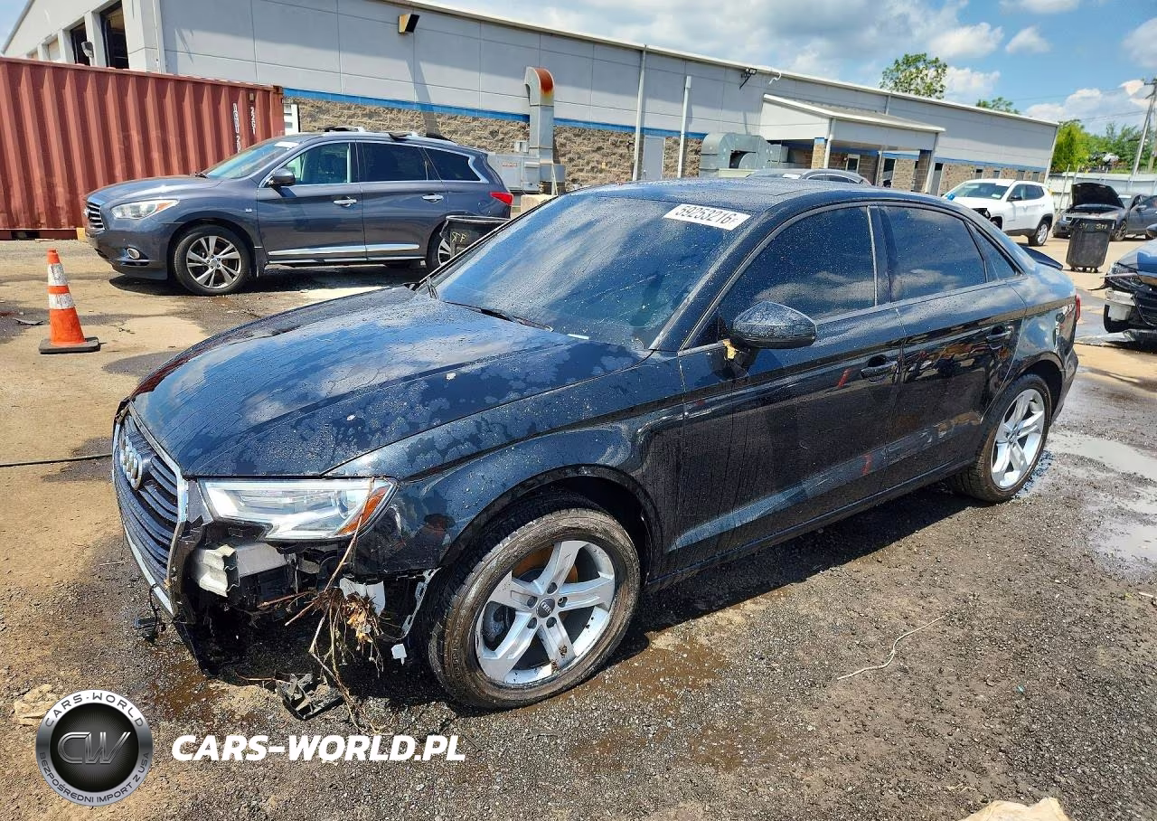 2018 Audi A3 Premium VIN:WAUB8GFFXJ1031528 - 1