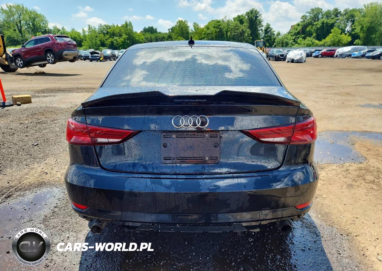 2018 Audi A3 Premium VIN:WAUB8GFFXJ1031528 - 6