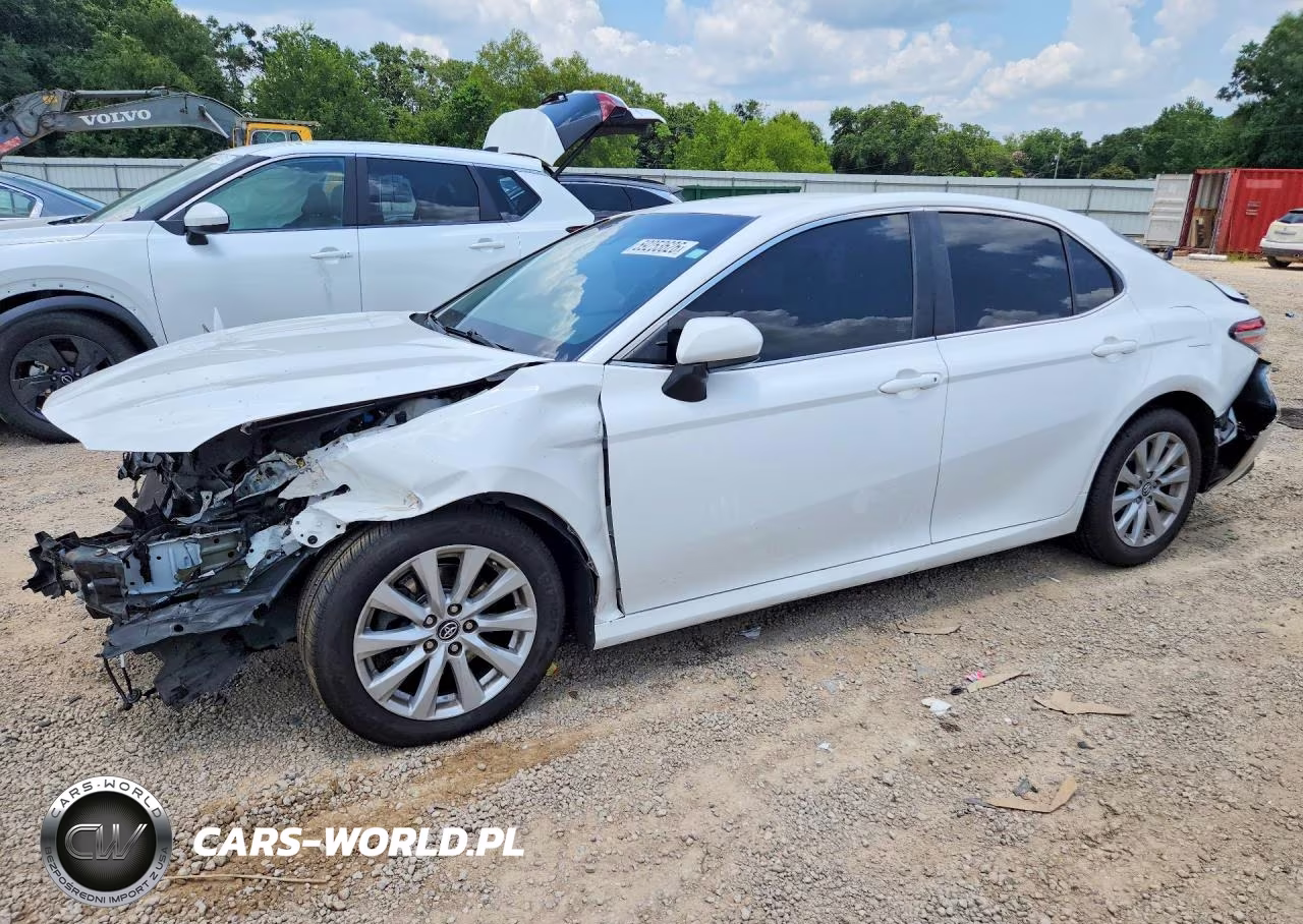 2018 Toyota Camry Le