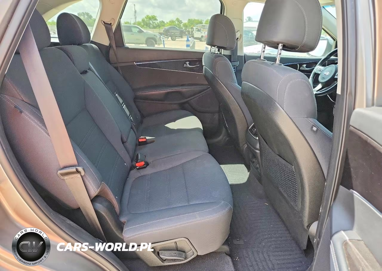 2018 Kia Sorento Lx VIN:5XYPG4A33JG338336 - 11