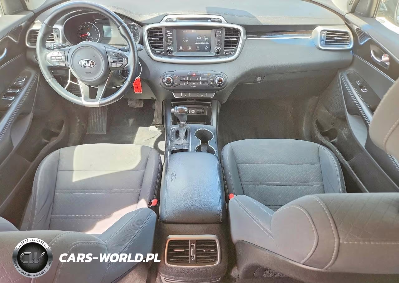2018 Kia Sorento Lx VIN:5XYPG4A33JG338336 - 8