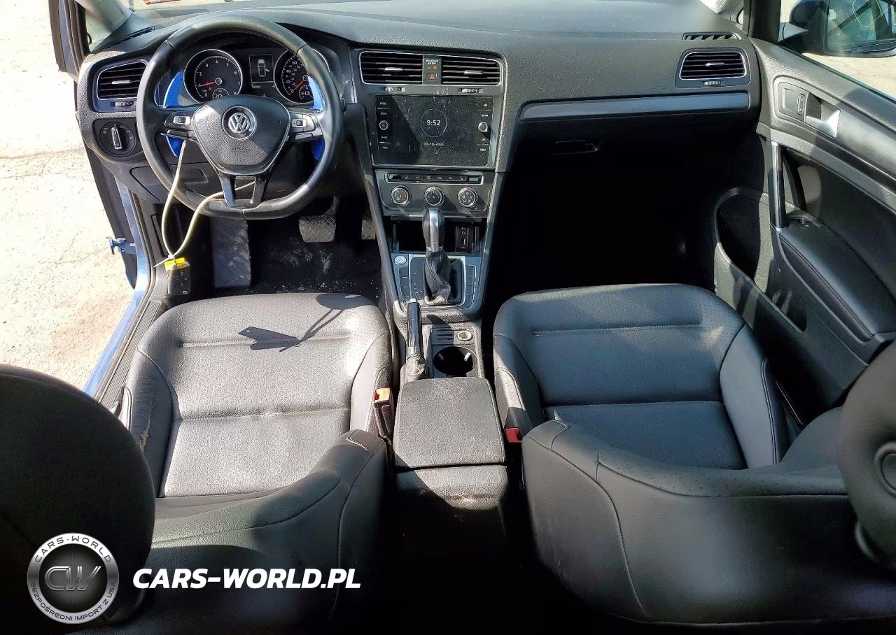 2018 Volkswagen Golf S VIN:3VWG17AU4JM265778 - 8
