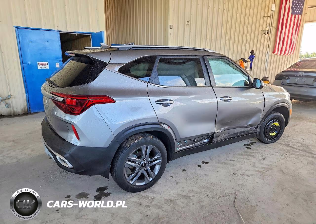 2023 Kia Seltos S VIN:KNDEU2AA9P7440605 - 3