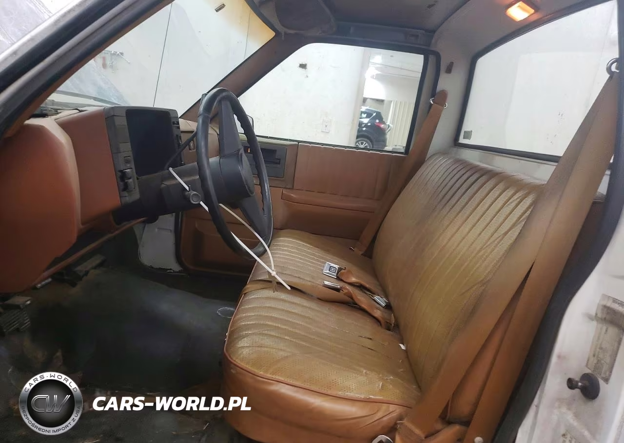1988 Chevrolet S Truck S10 VIN:1GBCS14R0J2194383 - 7