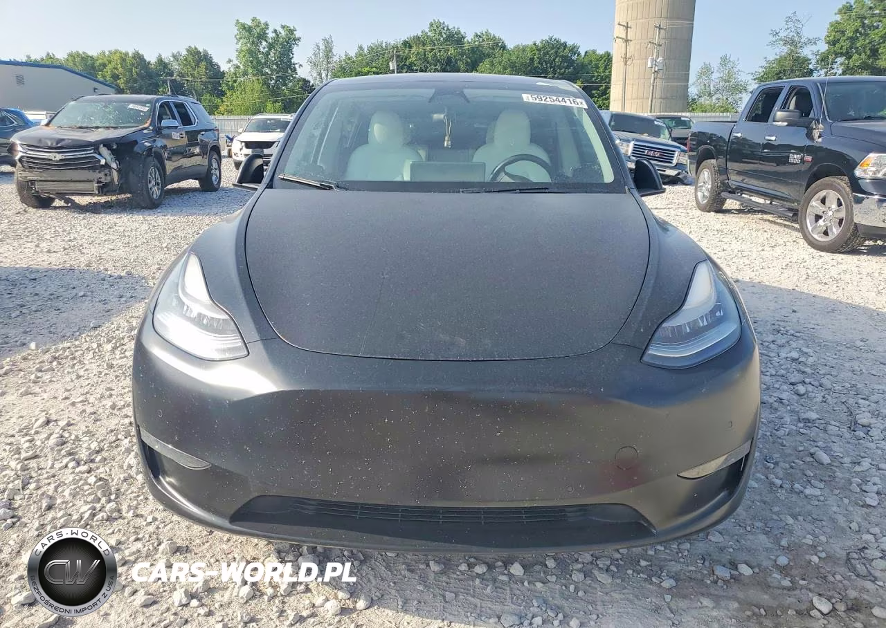 2020 Tesla Model Y VIN:5YJYGDEE2LF025630 - 5