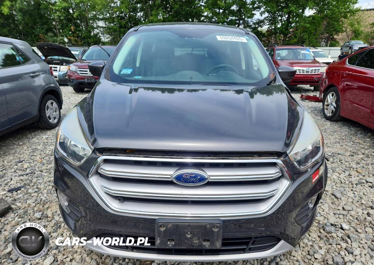 2017 Ford Escape Se VIN:1FMCU9GD1HUB93659 - 5