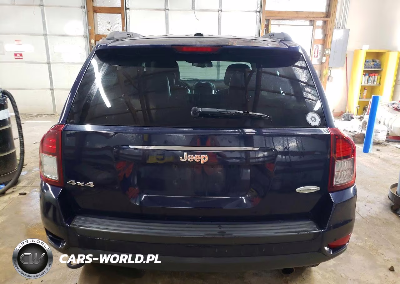 2014 Jeep Compass Latitude VIN:1C4NJDEB8ED528938 - 6