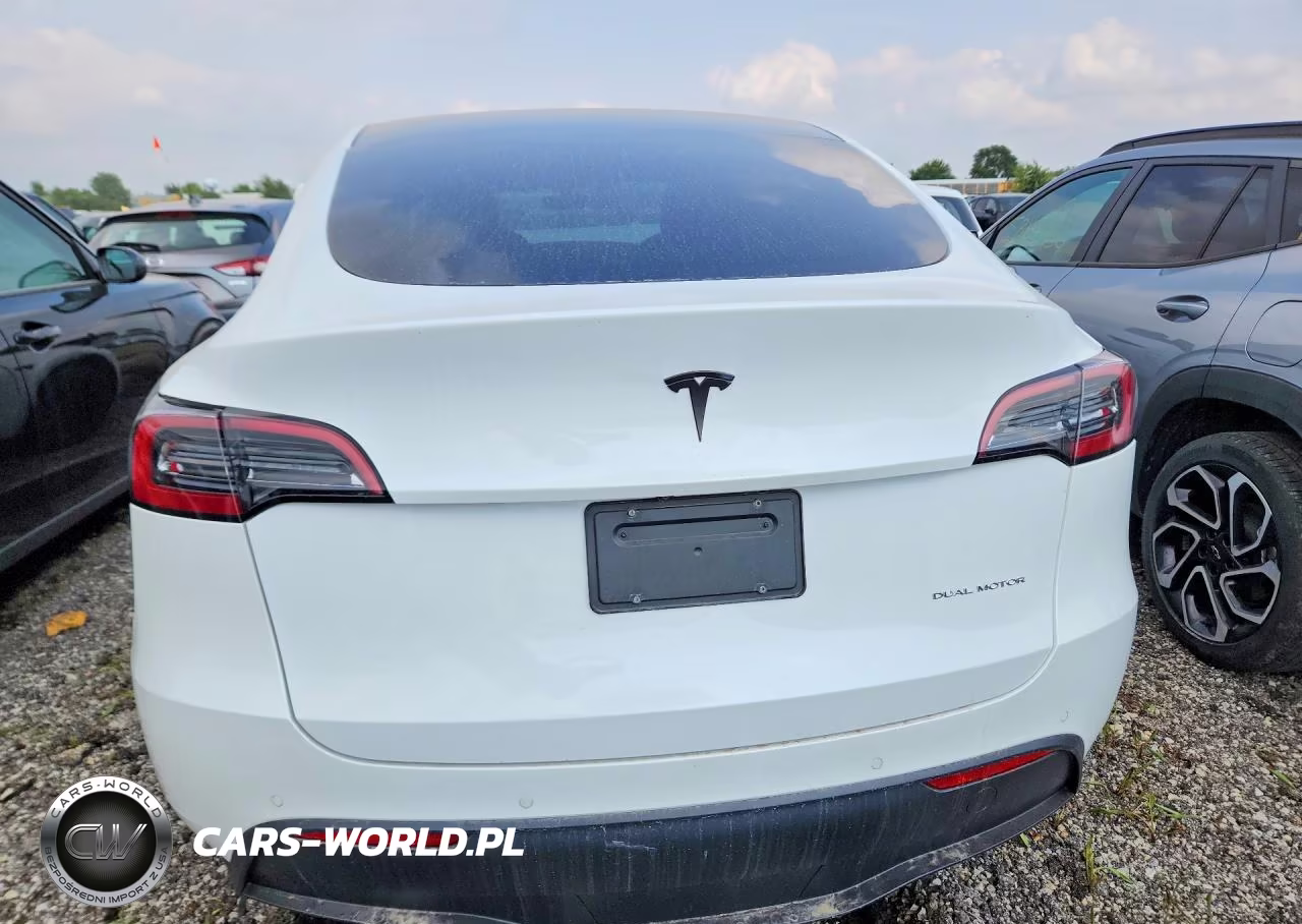 2022 Tesla Model Y VIN:7SAYGDEE9NF441065 - 6