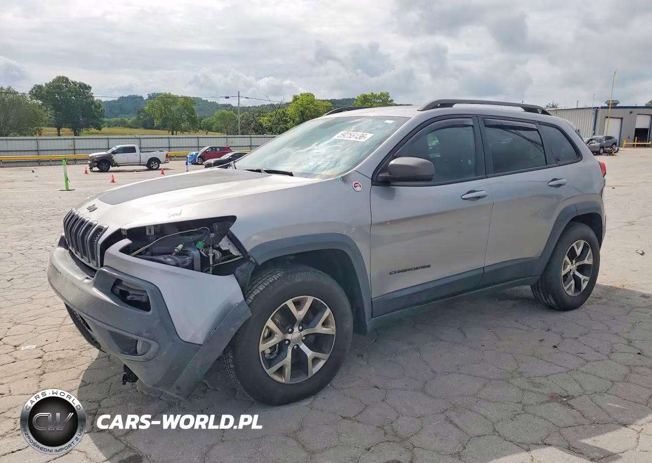 2015 Jeep Cherokee Trailhawk – zdjęcie 1 z 13